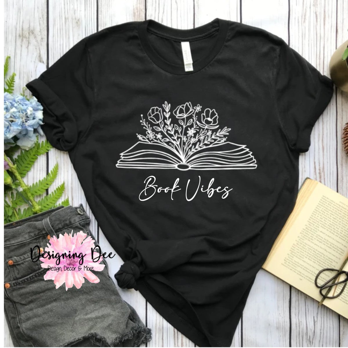 Book Vibes graphic t-shirt